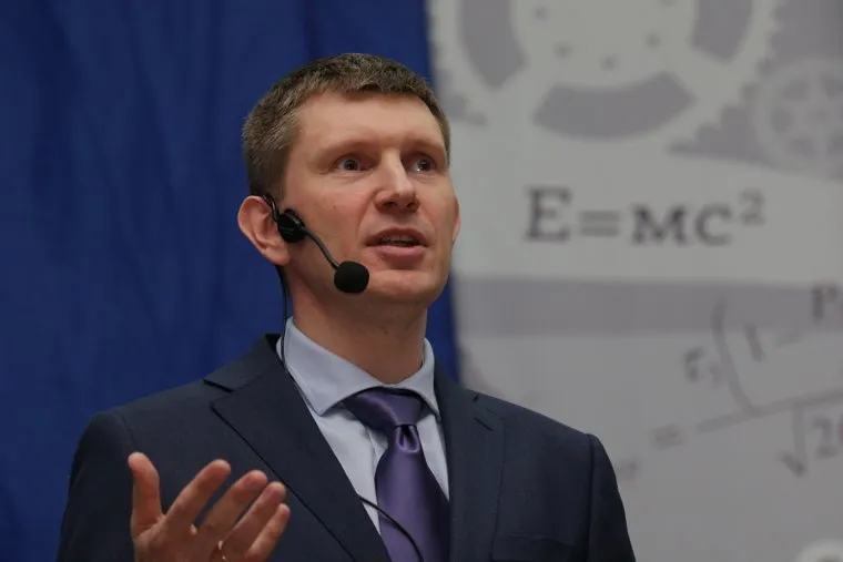 Подборка фото губернатора Максима Решетникова. Пермь