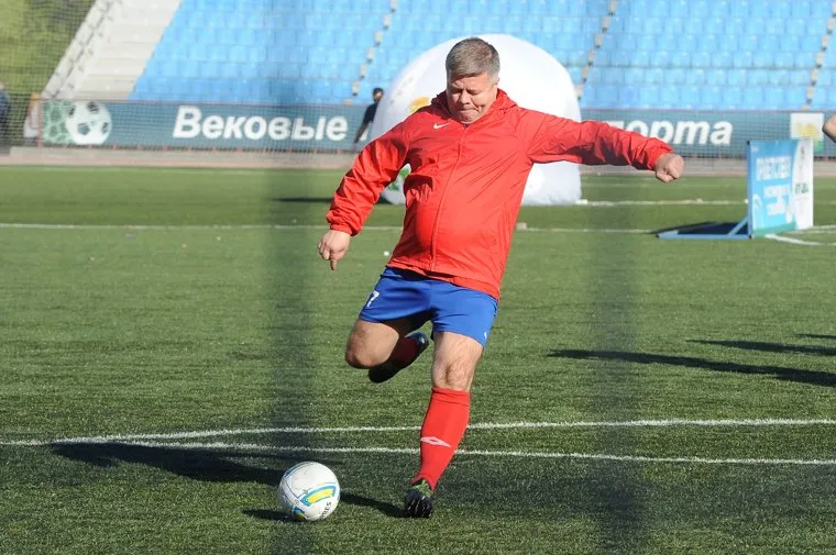 Футбол Челадмин и Трактор. Челябинск