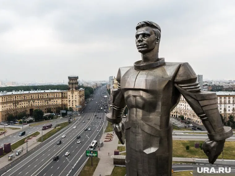 Юрий Гагарин захотел летать еще в детстве, рассказал Тимофей Чугунов