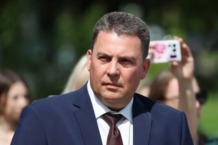 Мэр Владимира задержан в своем офисе сотрудниками ФСБ, сообщили в aif.ru