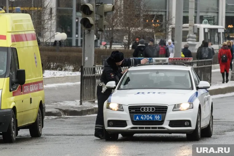 На Урале пьяный сотрудник ГИБДД из элитного отряда погубил мужчину