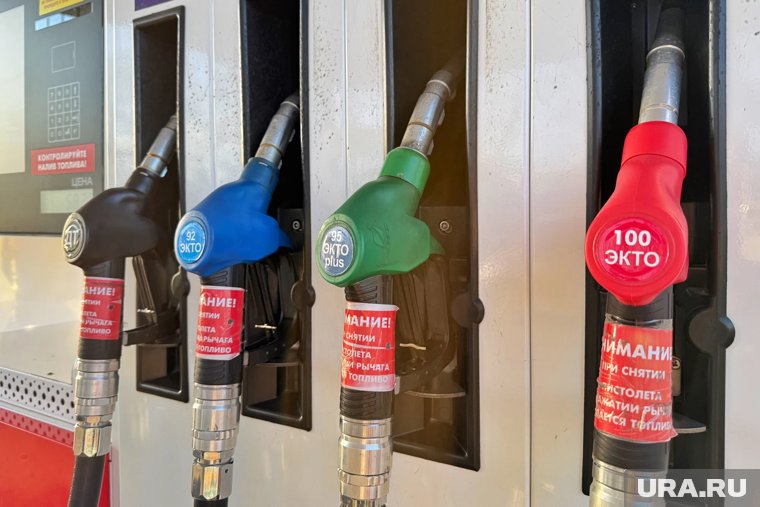 Заправляйтесь быстрее: цены на бензин взлетают вверх в Кургане и по области. Инфографика