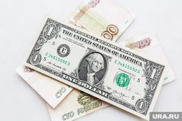 У РФ долг в иностранной валюте 150 млрд долларов