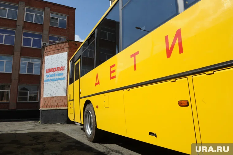 18 автобусов отправили из Курской области в Орловскую