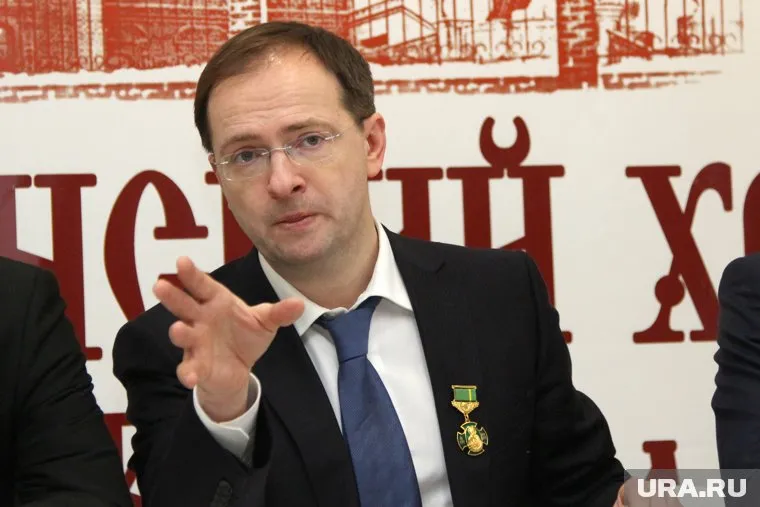 Шадринские власти готовятся к визиту Владимира Мединского