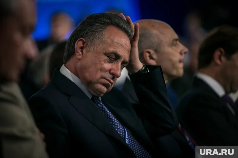 Виталия Мутко усиленно «провожают» в отставку, но пока безуспешно