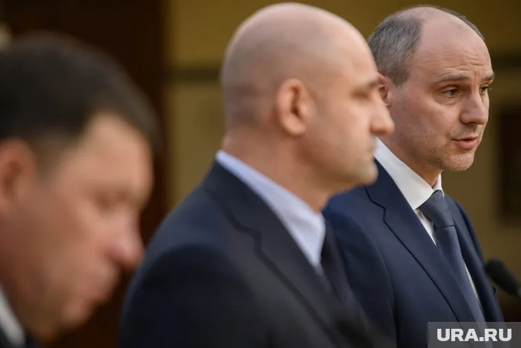 Денис Паслер пока ведет осторожную кадровую политику