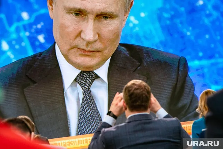 На встрече с лидерами фракций роль Владимира Путина в «Единой России » не обсуждалась