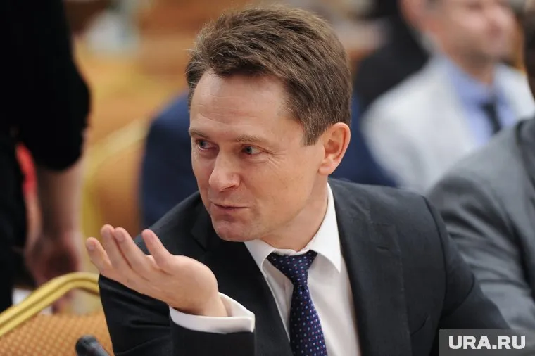 После допроса Геннадий Васьков обратился к горожанам и отправился на очную ставку с любимой женщиной
