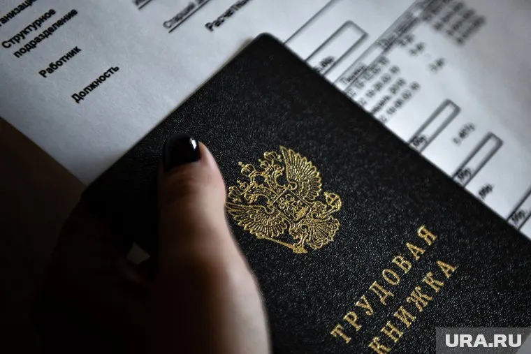 Уволенному работнику не нужно подписывать обходной лист