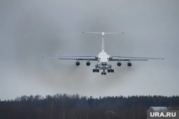 Причины крушения военного самолета могут быть разными