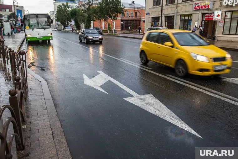 Ранее жители просили обустроить отдельную полосу для автобусов на Московском тракте