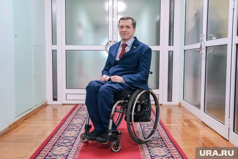 Михаил Терентьев - член Высшего совета партии Единая Россия, член комиссии партии по этике, Координатор федерального партийного проекта Единая страна - Доступная среда
