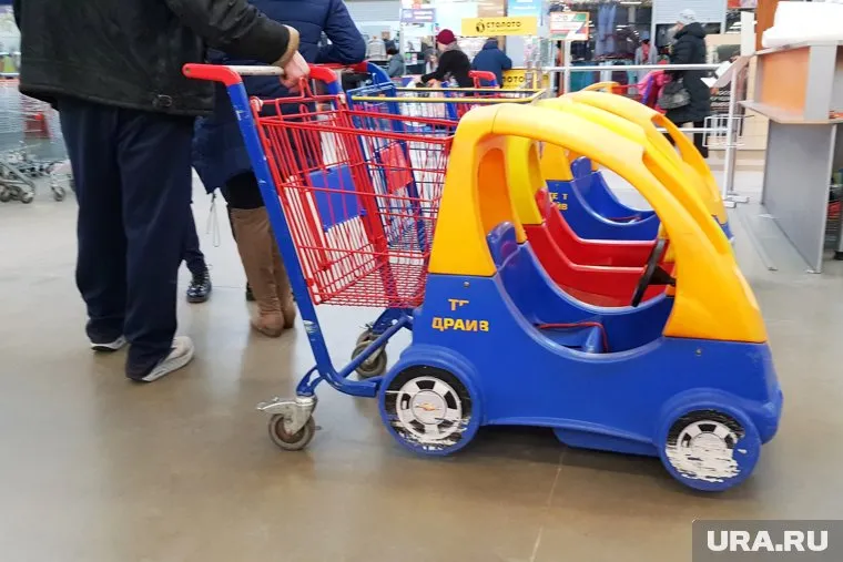 В Югре посетителям могут ограничить вход в торговые центры