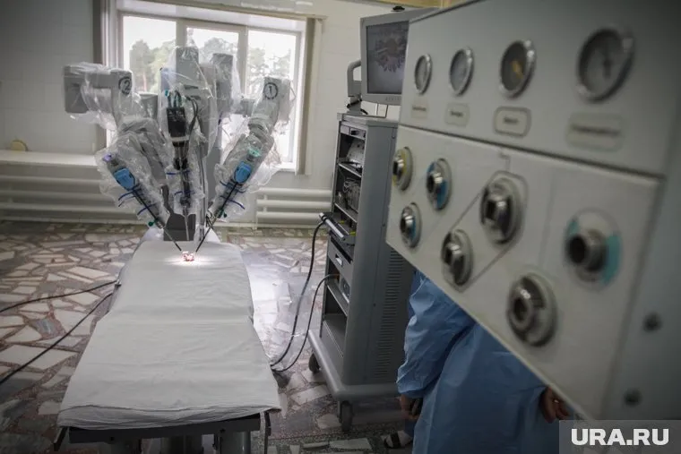 Врачи из ХМАО провели уникальную операцию, которую не делал еще никто в мире