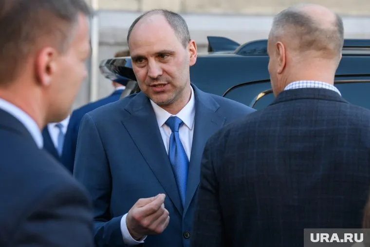 Денис Паслер вернулся в Свердловскую область в конце марта