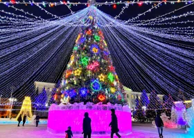 В Кургане установят девять площадок с елками и новогодними фигурами