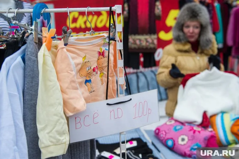 Местные магазины детских товаров не выдерживают конкуренции