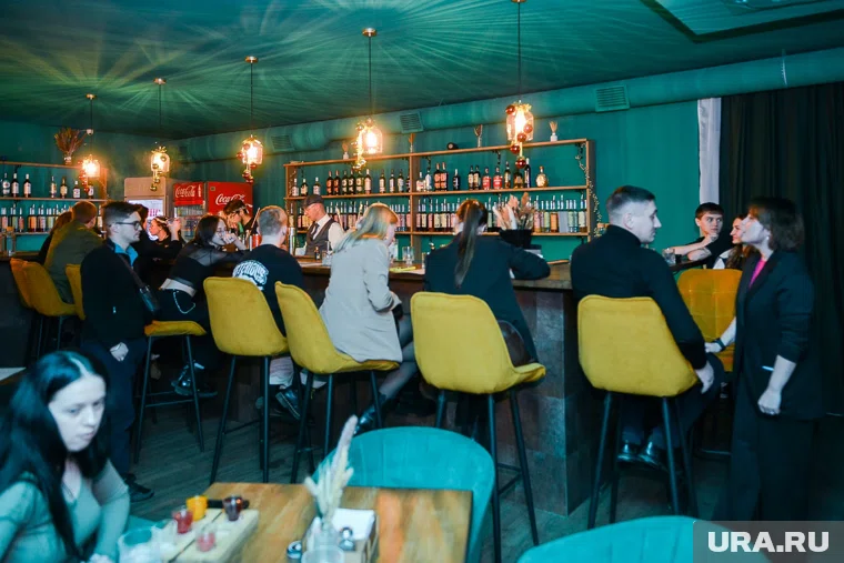 УФАС предупредило бизнесменов о недобросовестном описании барных стульев конкурентов