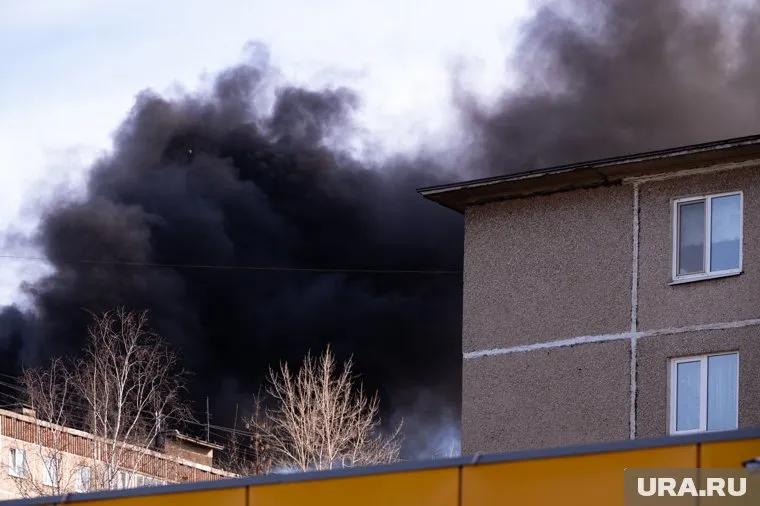 В Новом Уренгое произошло возгорание в знании гостиницы 