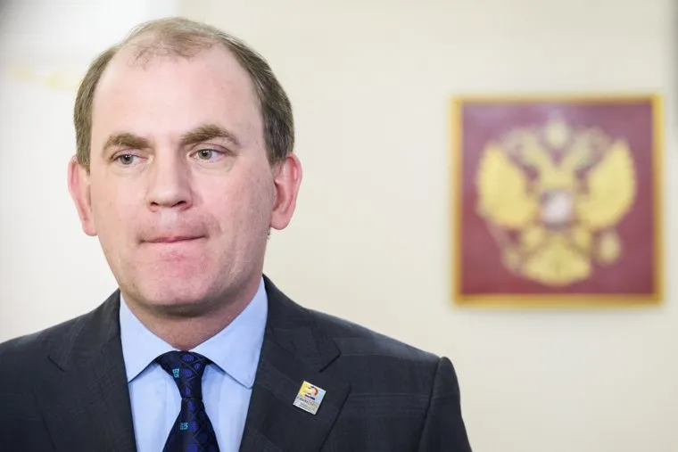 Вручение семье Плаксиных свидетельства о рождении дочери. Екатеринбург