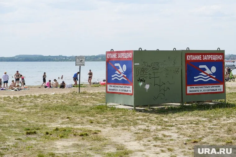 Два ребенка утонули, когда купались в неположенном месте без присмотра родителей