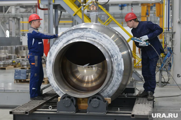 Среди самых востребованных работников в России в будущем могут стать слесари