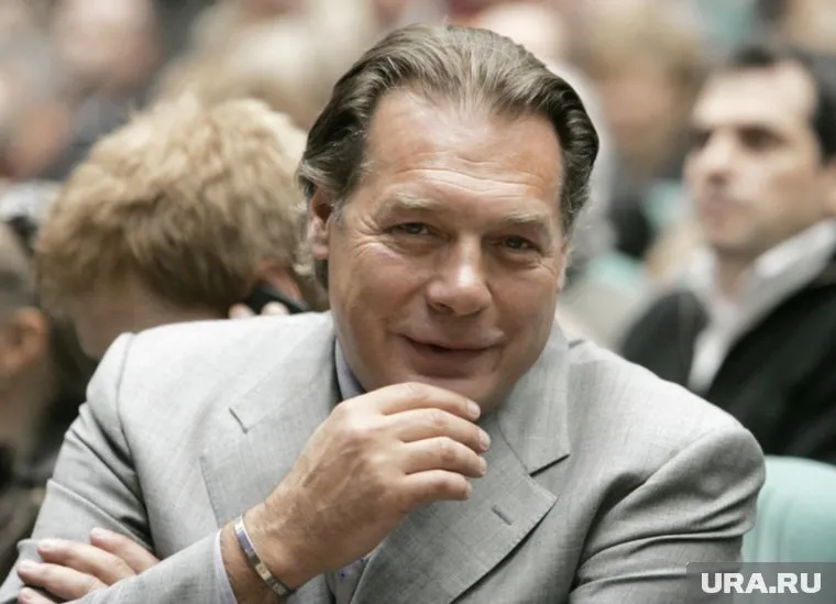 Янковский стал актером в 22 года, известность ему принесла роль в "Клубе самоубийств"