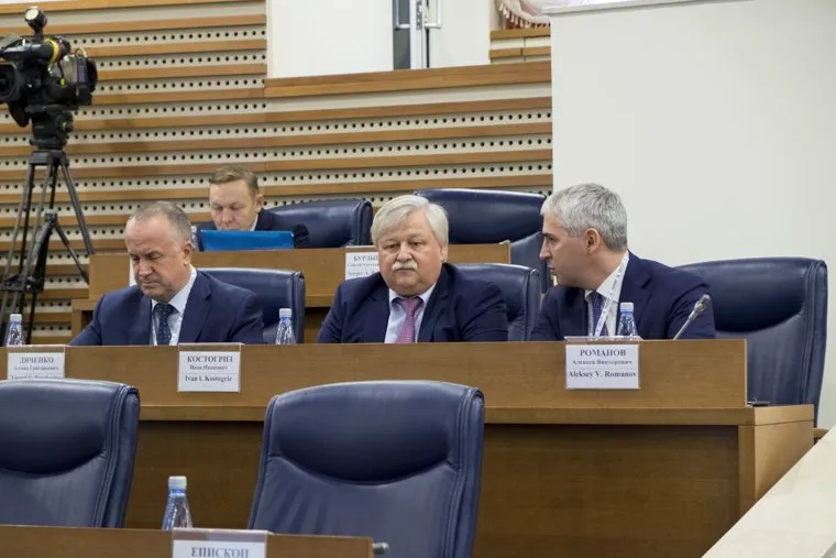 Международная научно-практическая конференция «Деструктивные и псевдорелигиозные организации, секты и культы: вызовы и пути решения». Салехард, костогриз иван, дьяченко леонид, романов алексей