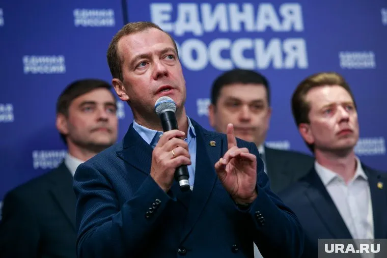 Дмитрия Медведева в апреле ждут в Челябинске