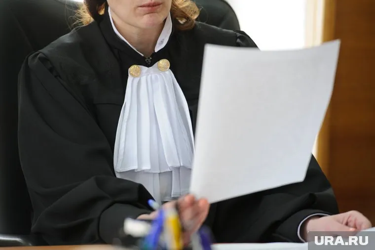 Главного юриста мэрии Сургутского района Сергея Рубцова не допустили до участия в судебном заседании