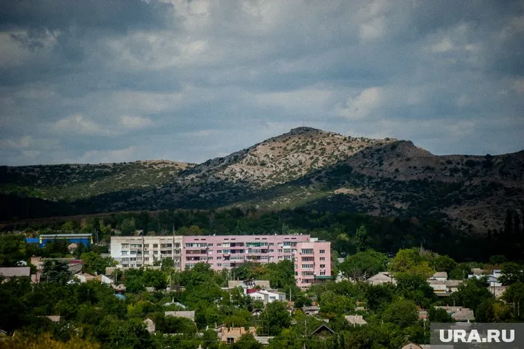 В Крыму началась эвакуация населения сел в радиусе 5 километров от места ЧП