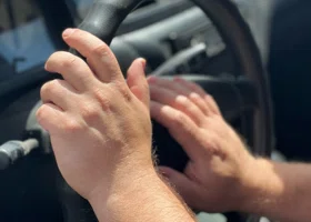 Свердловчанину, который снес троих девочек возле магазина, грозит 15 лет тюрьмы