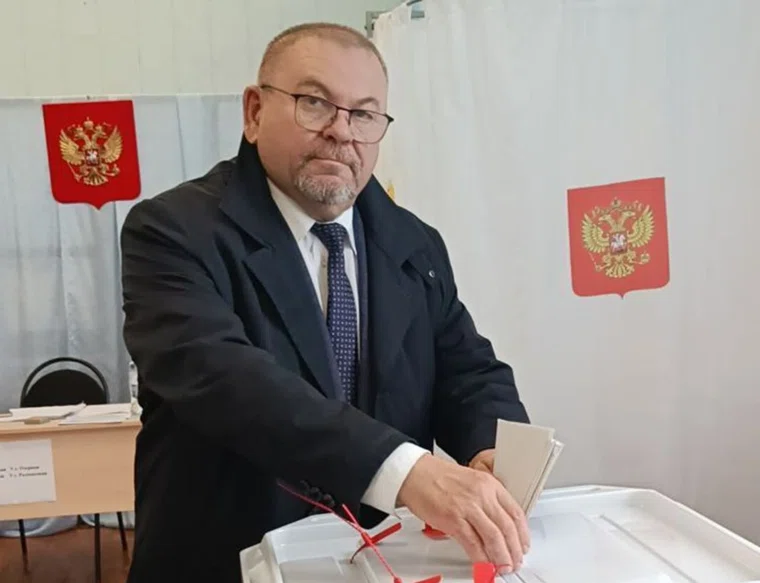 Анатолий Вдовин может стать первым главой Карталинского муниципального округа