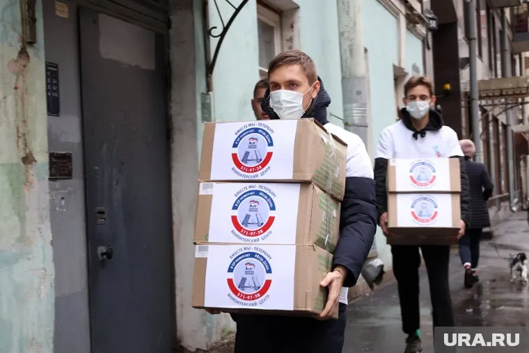 Волонтеры оказывали поддержку людям, которые находятся на самоизоляции