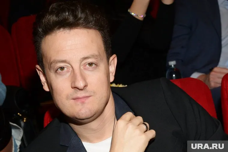 Актер Станислав Ярушин рассказал, что, хоть у него и случались ссоры с ведущим КВН Александром Масляковым, даже они всегда были "веселыми и позитивными"