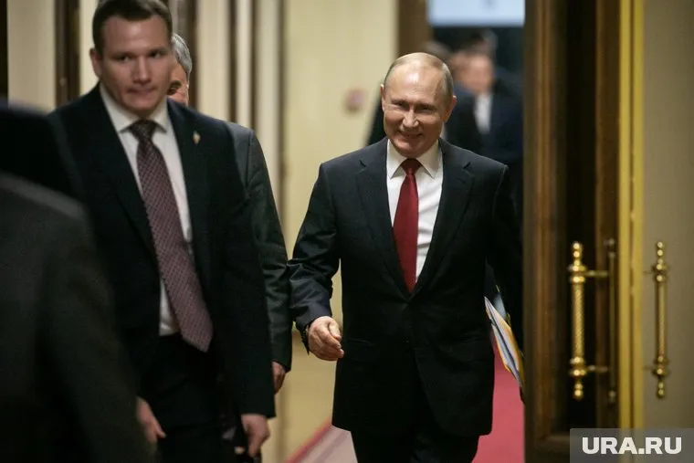 По словам президента, царь может только отдавать приказы и не заботиться о стране