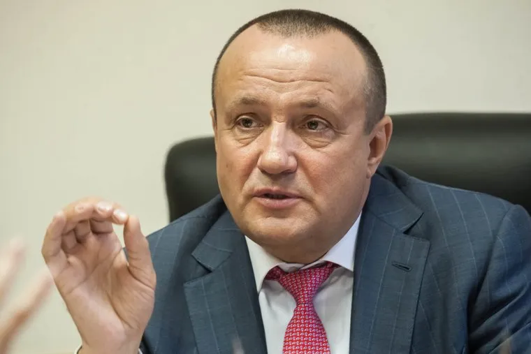 Авиакомпания "Ямал". Тюмень, крюк василий