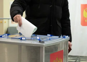 Курский избирком прокомментировал фейковую агитацию на микроавтобусе