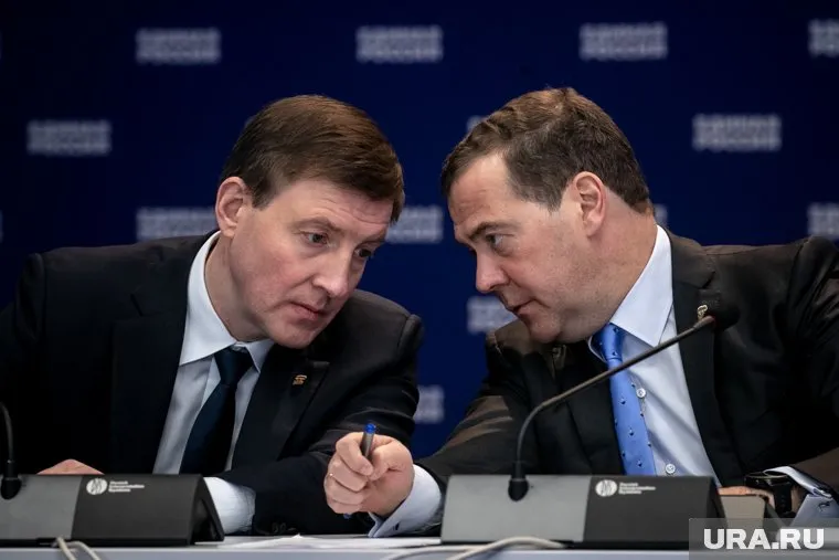 Дмитрий Медведев и Андрей Турчак обсудили формат готовящихся праймериз