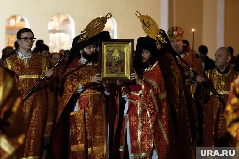 Крестный ход в Екатеринбурге пройдет ночью 17 июля