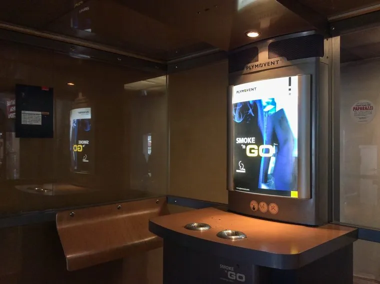 Крым., вытяжка, место для курения