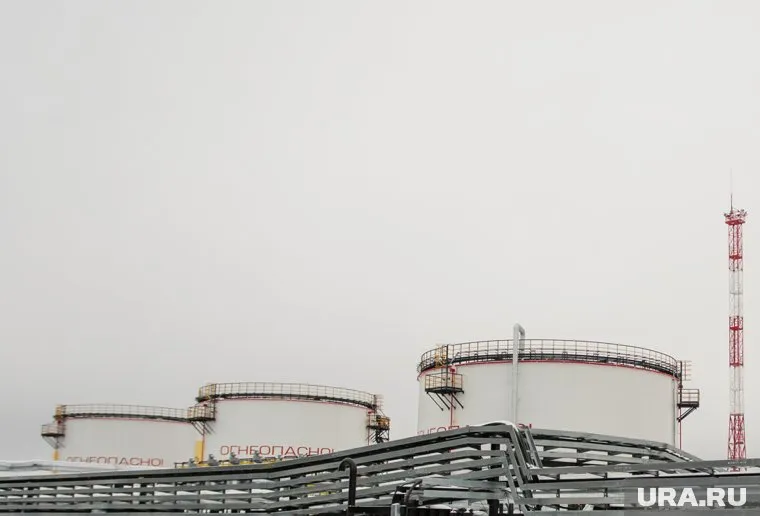 Нефтебаза из ХМАО задолжала налоговой более 70 млн рублей