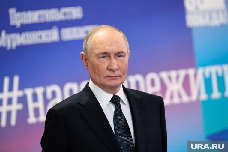 Путин рассказал о высоком количестве аварийного жилья