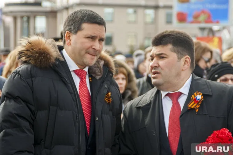 Дмитрий Кобылкин задумался о назначении полпреда в Салехарде. У Ивана Кононенко (справа) может появиться помощник
