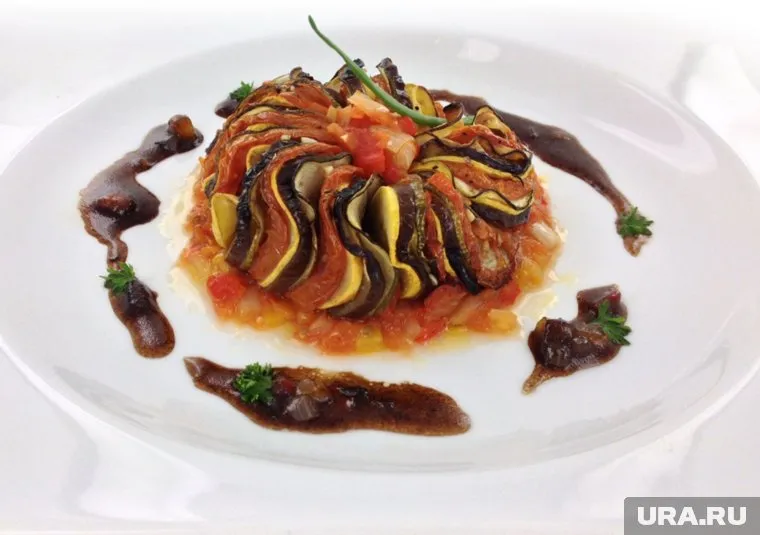 По одной из версии рататуй создал именно Мишель Герар