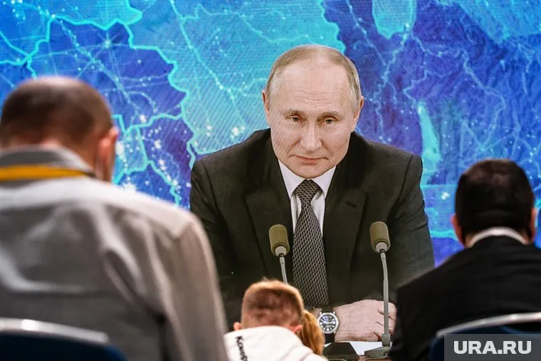 Владимир Путин заявил, что все ограничения по коронавирусу могут быть сняты в РФ в конце лета