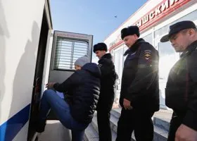 Задержание выходцев с Кавказа в общежитии московского вуза разделило студентов на два лагеря