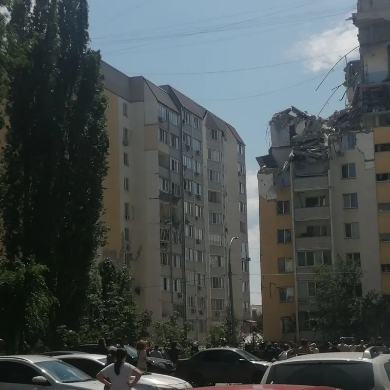 В МЧС подтвердили взрыв газа в жилом доме в Саратове