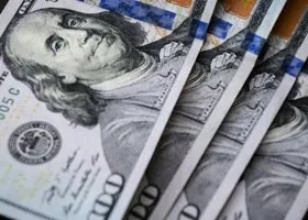 Доллар упал ниже 100 рублей: курс на 6 декабря и прогноз на конец 2025 года